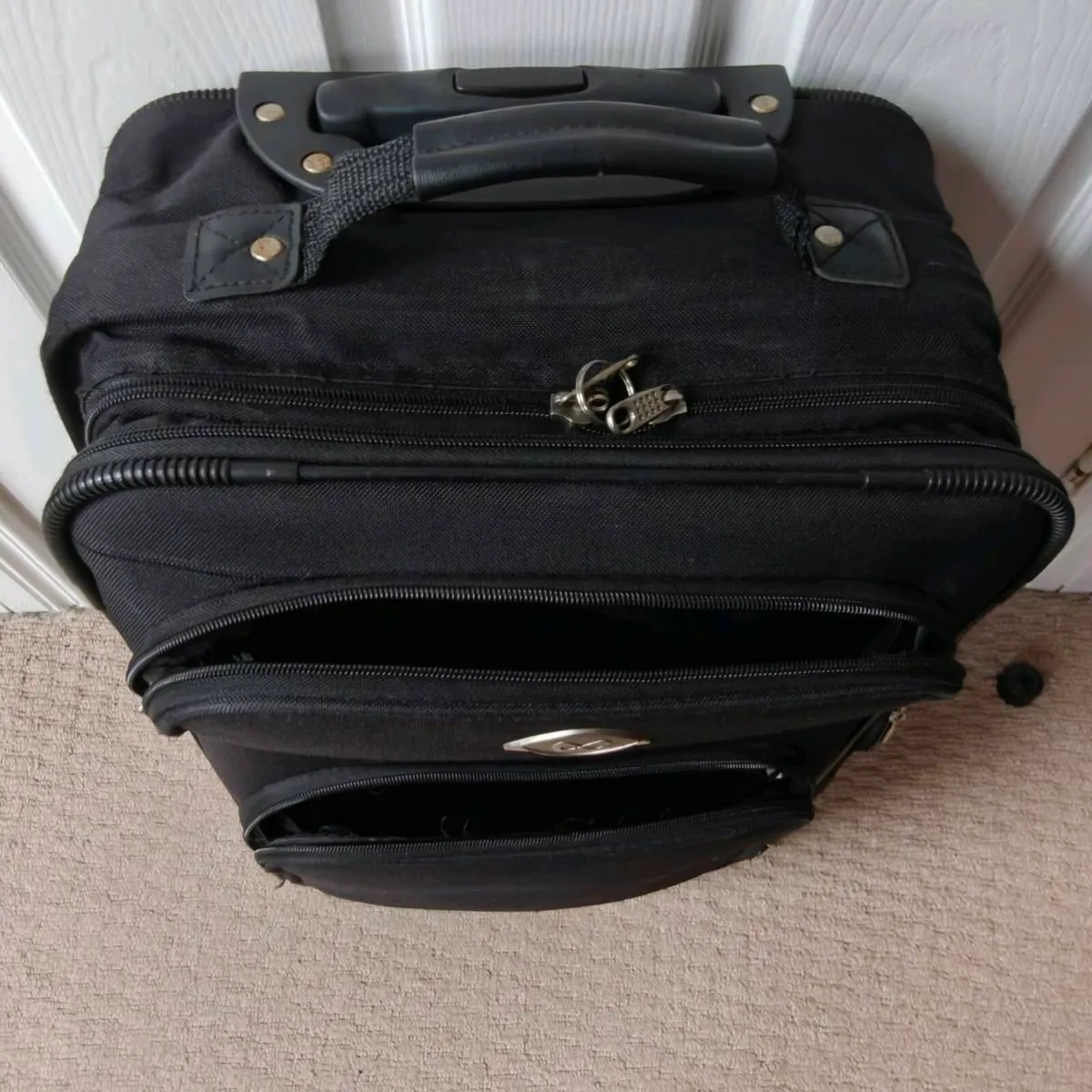 Carry on Luggage - Image 3