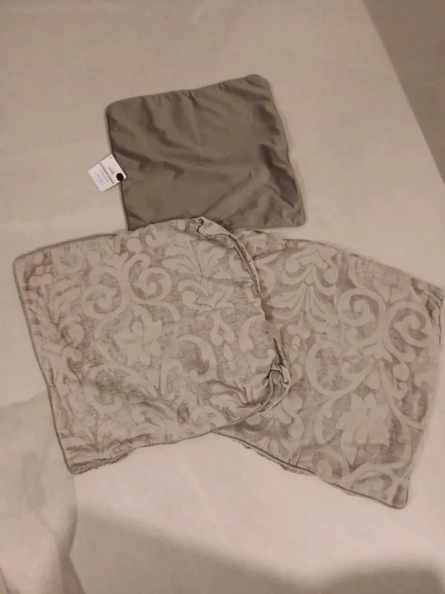 Cushion covers - Image 1