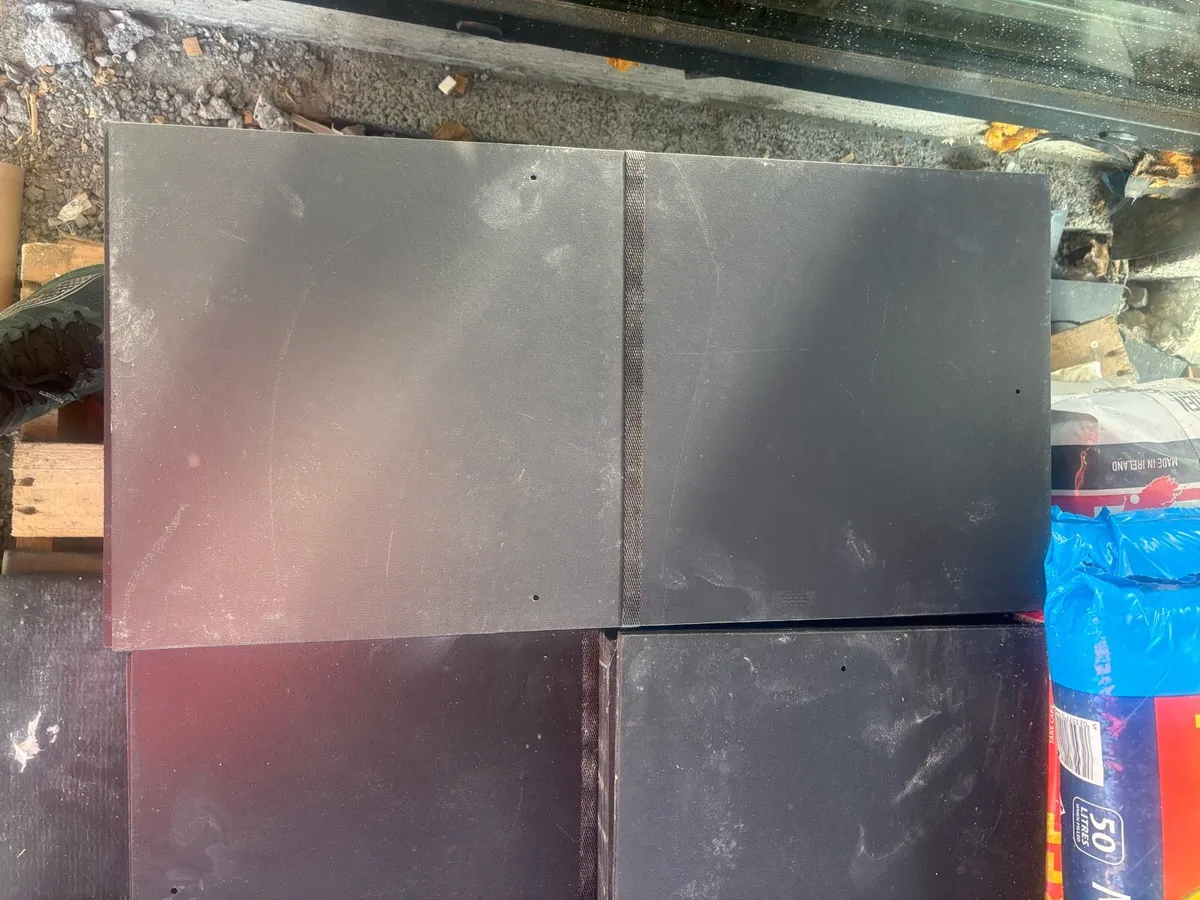 Berona Roof Slates Blue/Black - Image 1