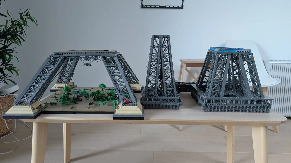 Lego Eiffel Tower: Was €250: Replica of Set 10307 - Image 3