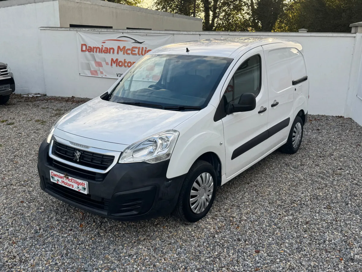 2017 PEUGEOT PARTNER - Image 2