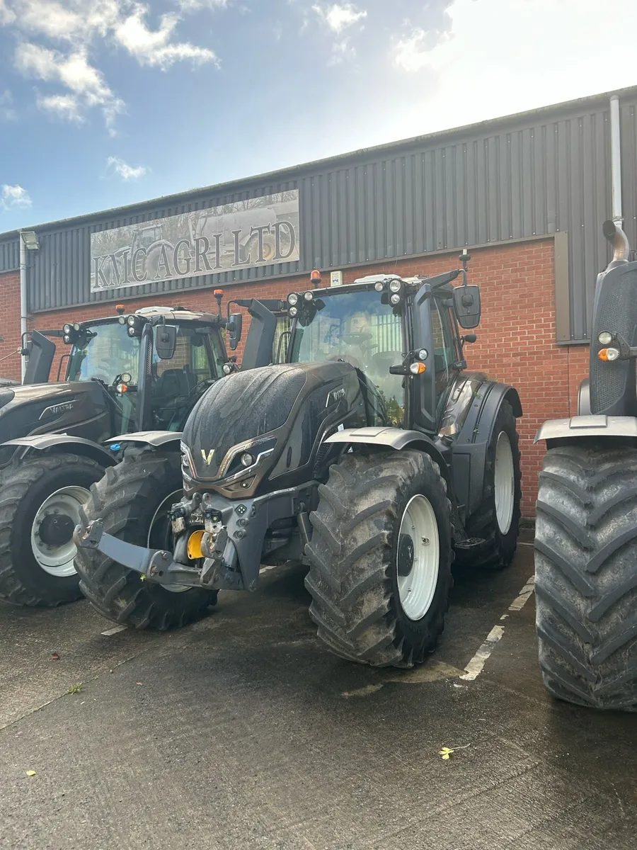 2023 valtra t235d - Image 1