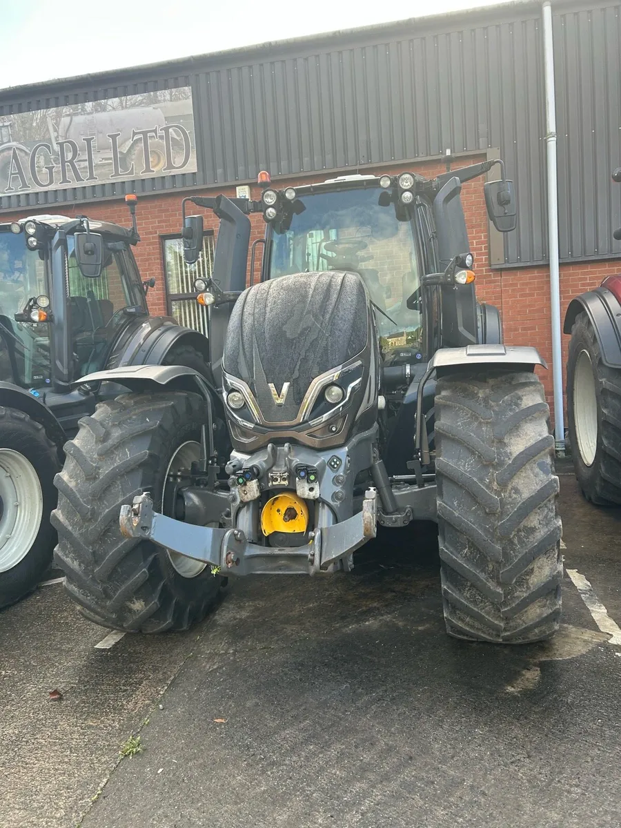 2023 valtra t235d - Image 2