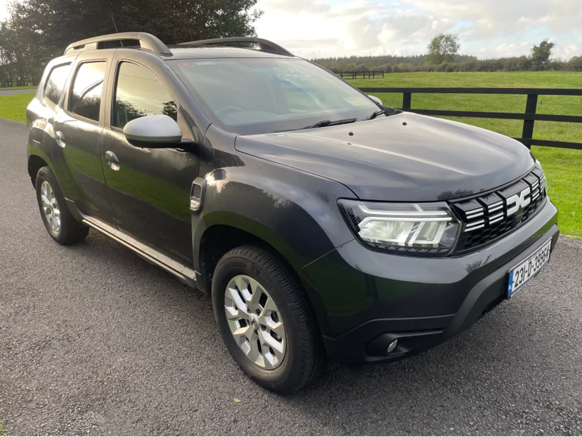 Dacia Duster COMFORT SMALL SERIES 5DR - Image 1