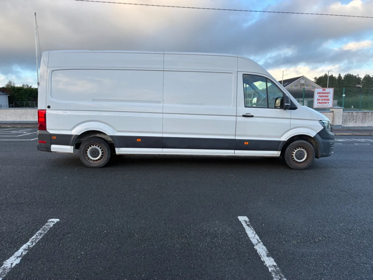 Volkswagen Crafter 35 LWB 140HP M MANUAL 6SPEED FW - Image 4