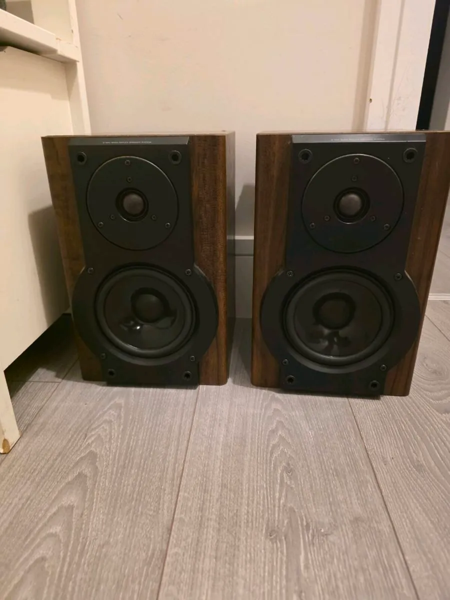 Aiwa Speakers - Image 1