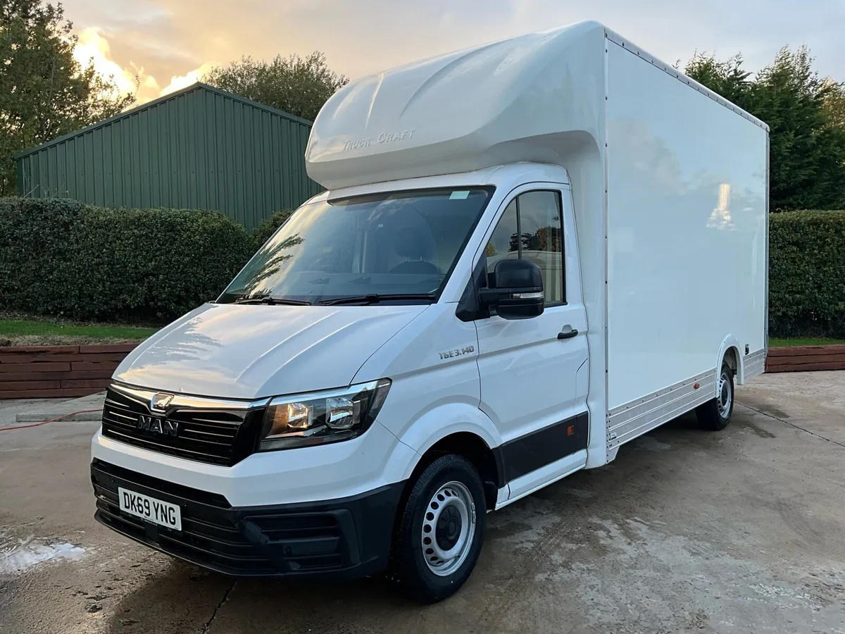 November 2019 MAN TGE 3.140 Lo Loader Luton - Image 1