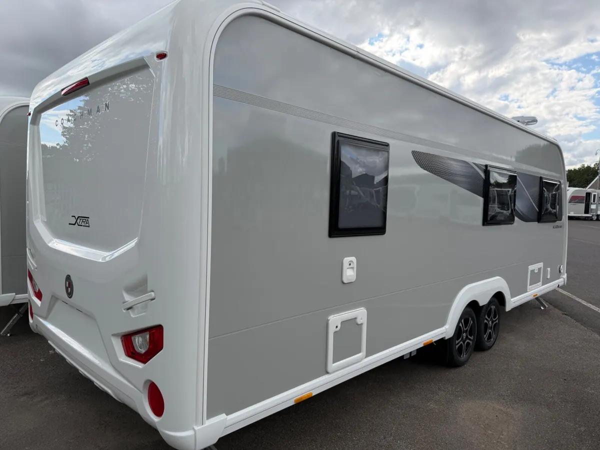 2027 COACHMAN ACADIA 660 XTRA 6/7 BERTH CARAVAN - Image 3