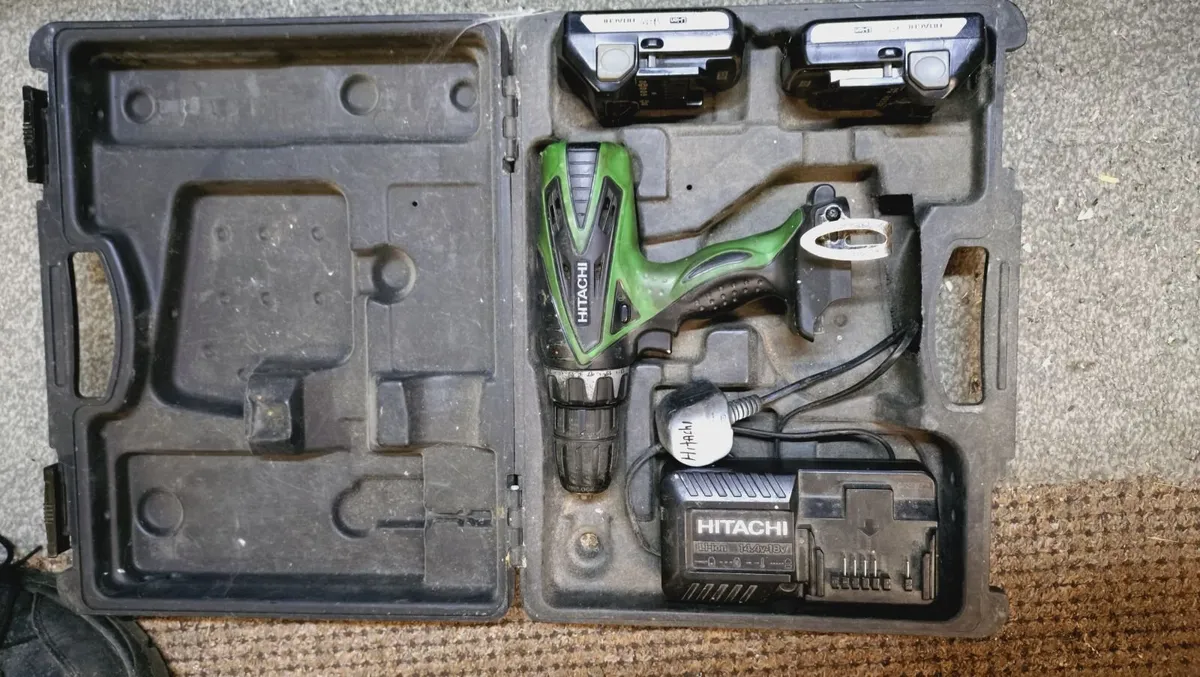 Hitachi cordless drill