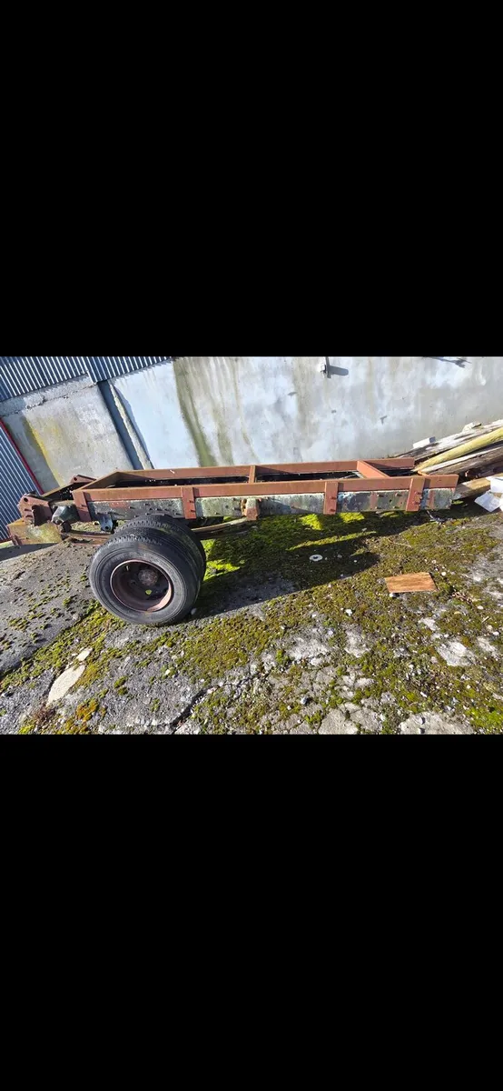 Trailer chassis - Image 1