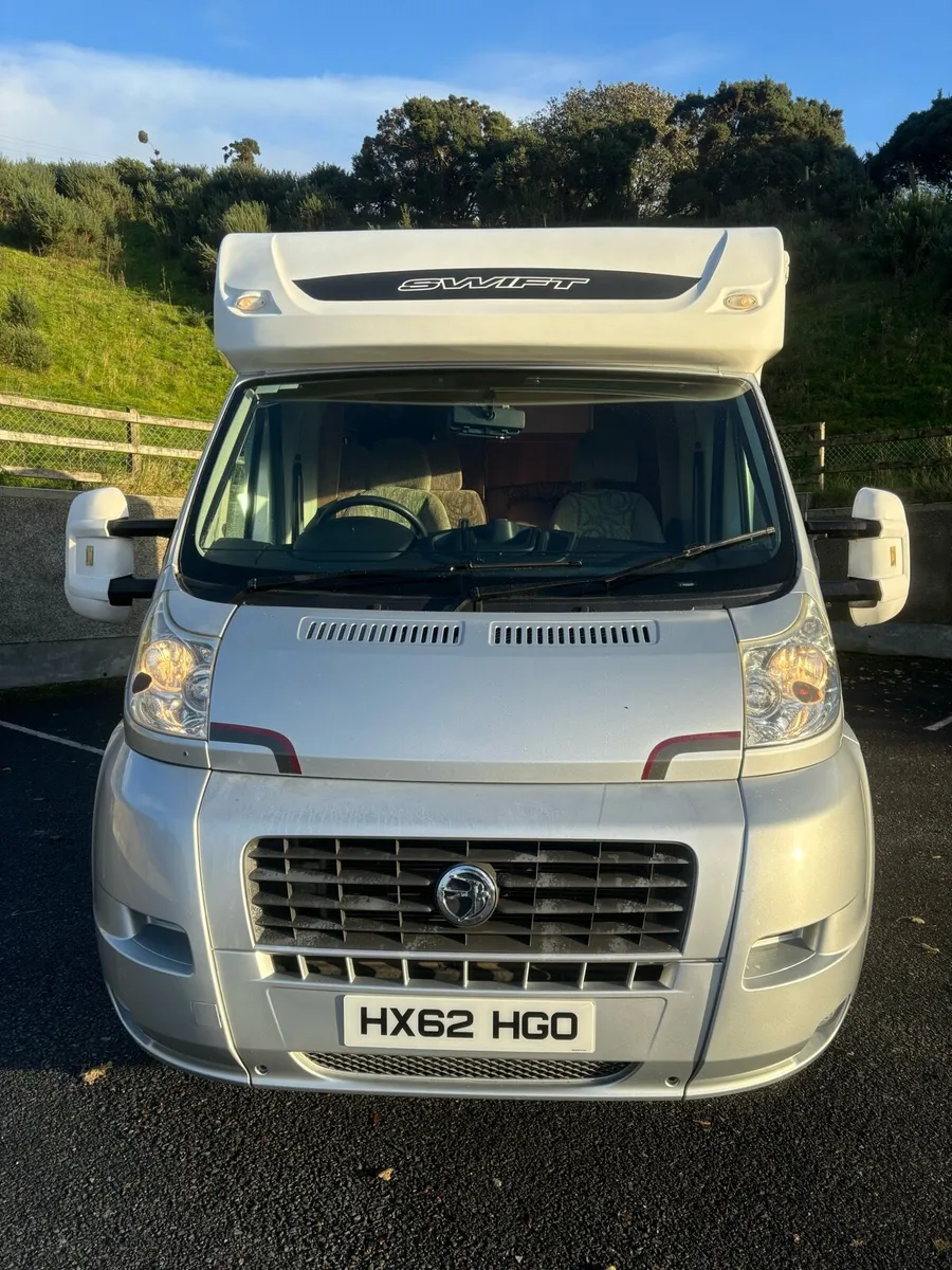 Fiat 2.8 TDI SWIFT Lifestyle 664 Fixed bed 2013 NI - Image 2