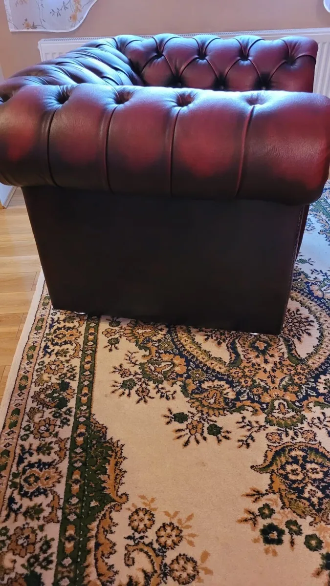 Luxury Genuine Leather Chesterfield Armchair - Image 2