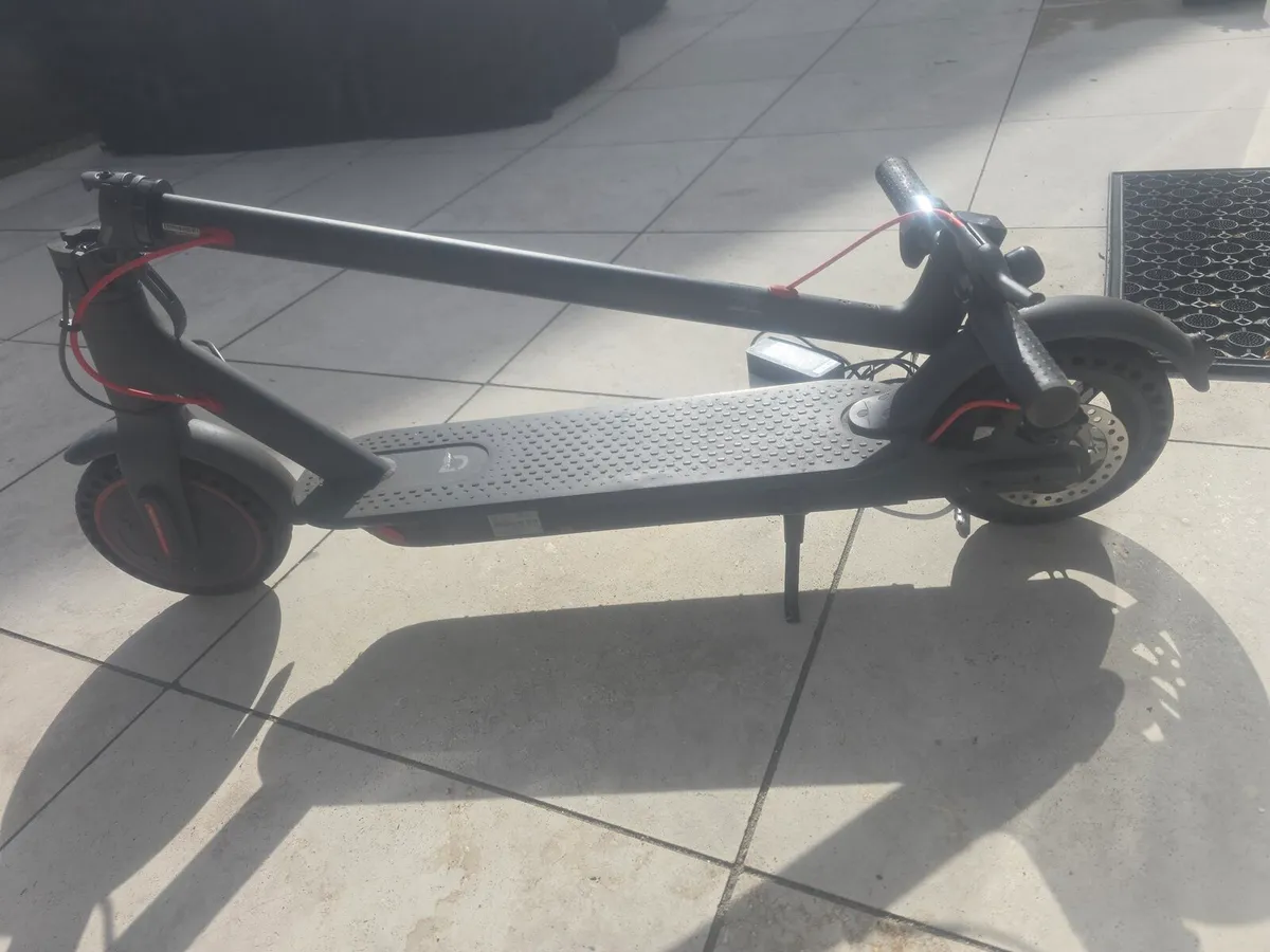 Xiaomi M365 Pro E-Scooter - Image 1