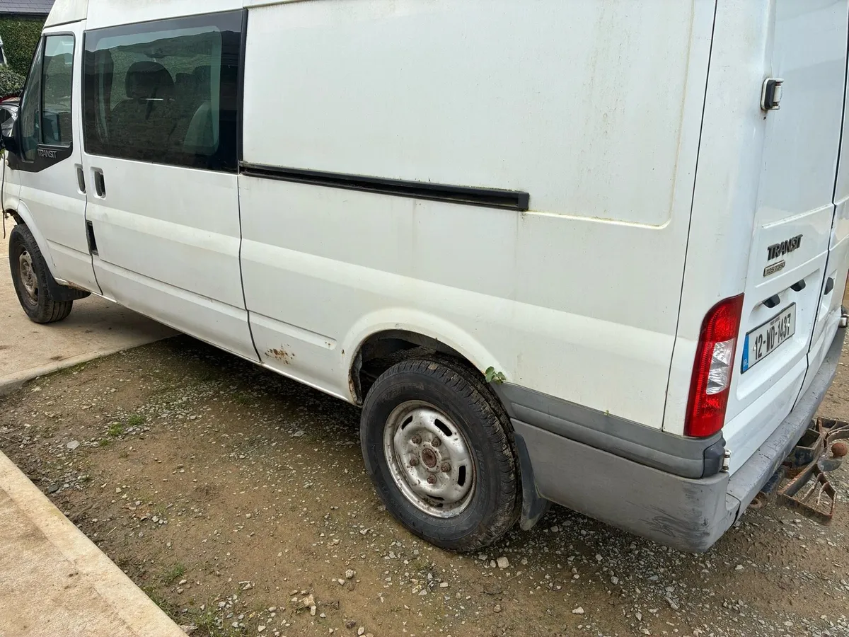 Van - Image 2