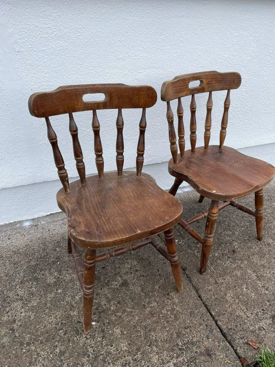 2 wooden kitchen chairs - Image 3