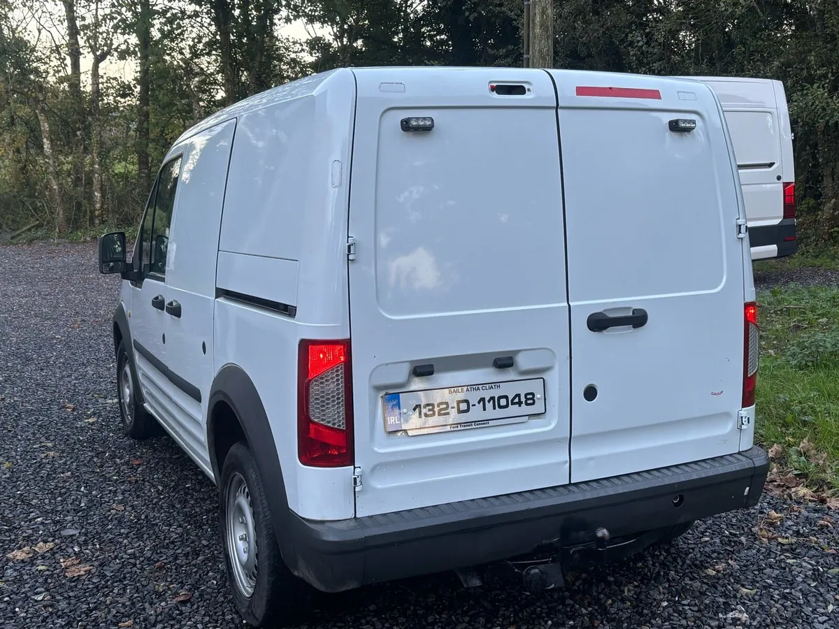 Ford Transit connect low kms - Image 4