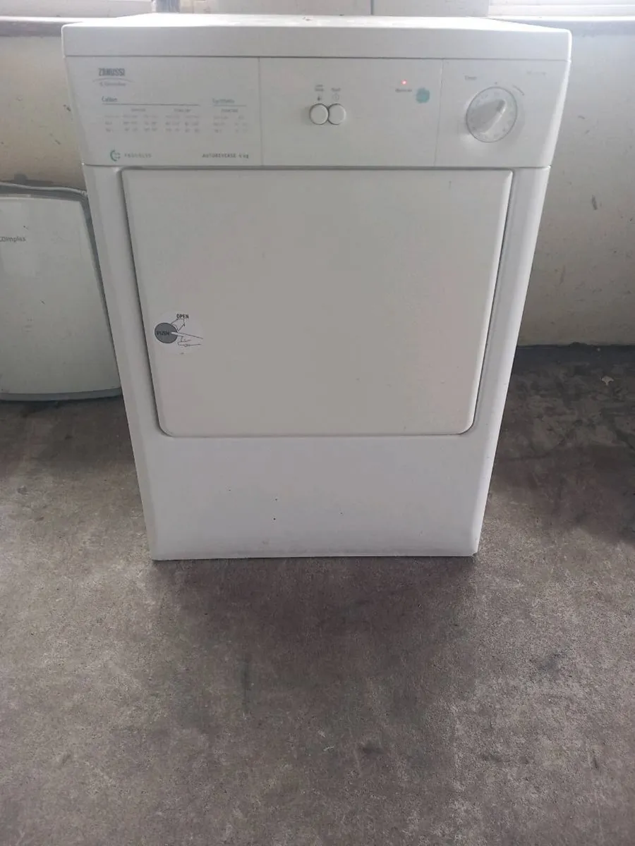 Zanussi vent dryer - Image 1