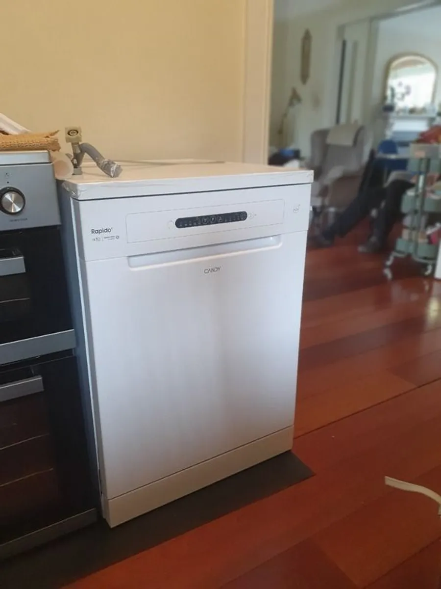 Nearly new dishwasher - Image 1