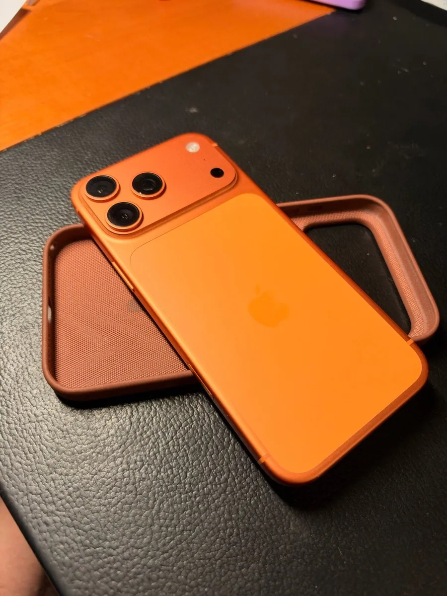iPhone 17 Pro Max - Image 1