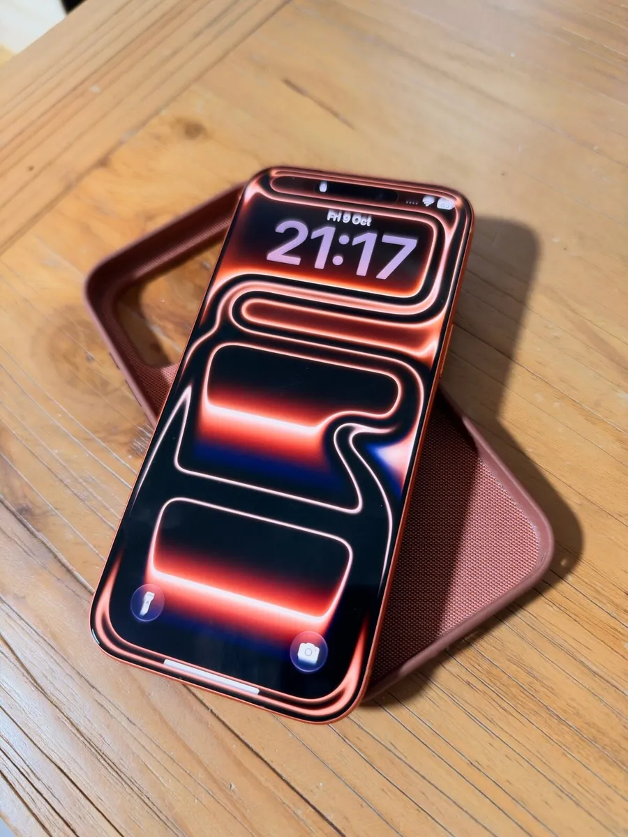 iPhone 17 Pro Max - Image 2