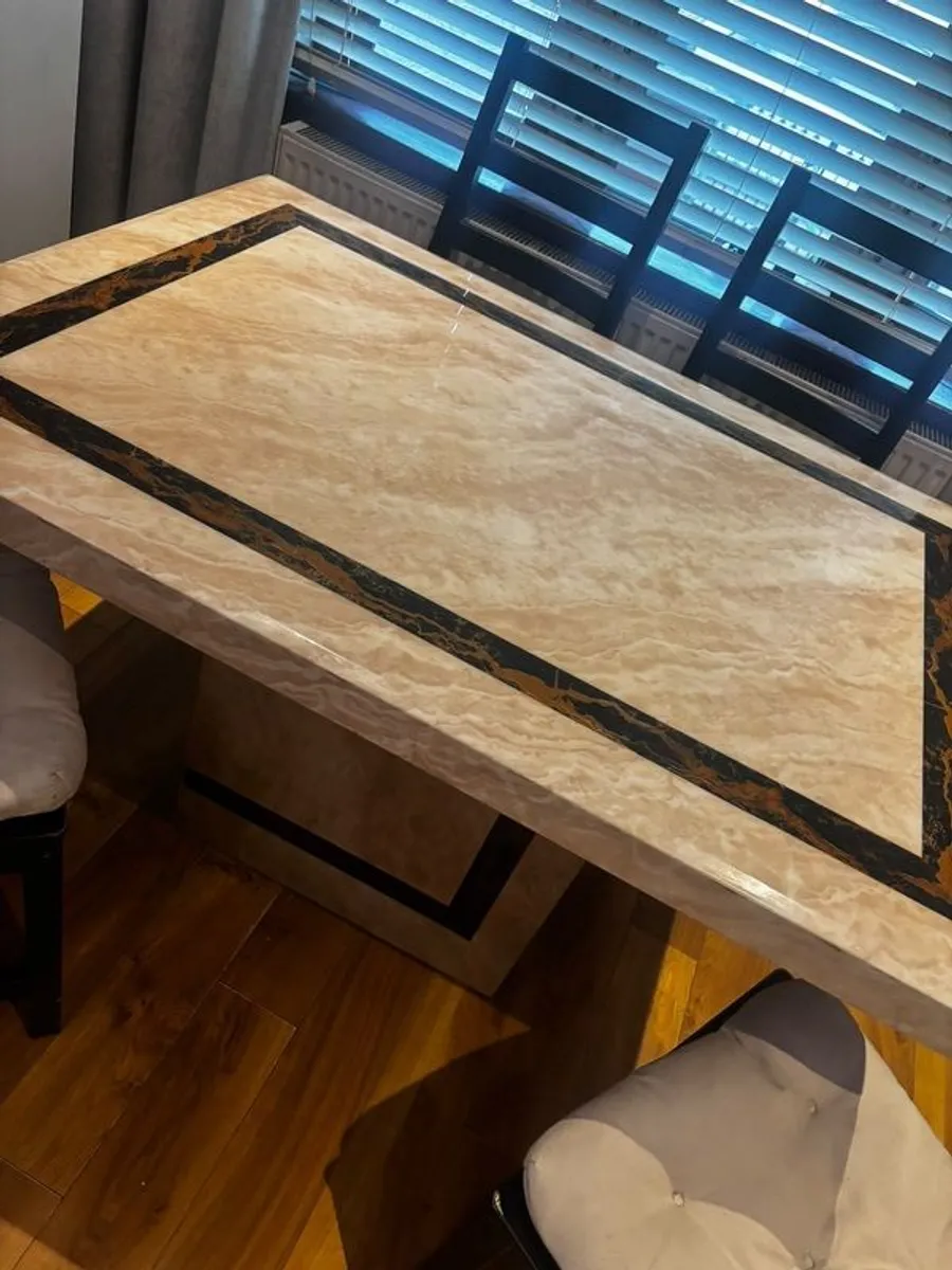 marble table - Image 3
