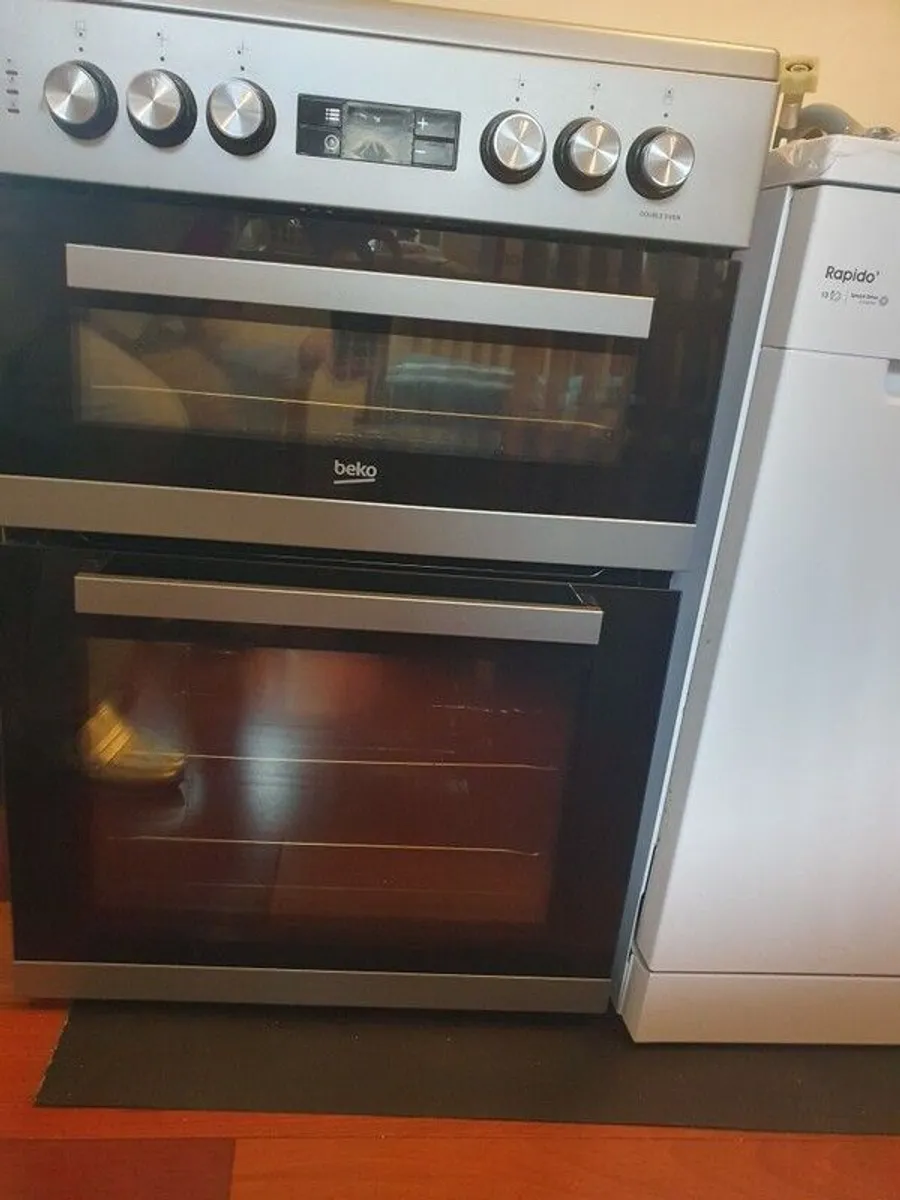 Slot in Beko Cooker - Image 1