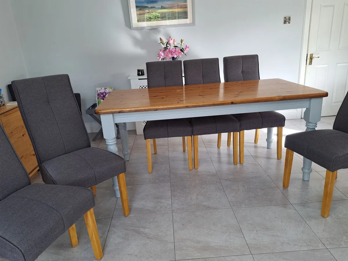 Dining table & 6 upholstered chairs - Image 4