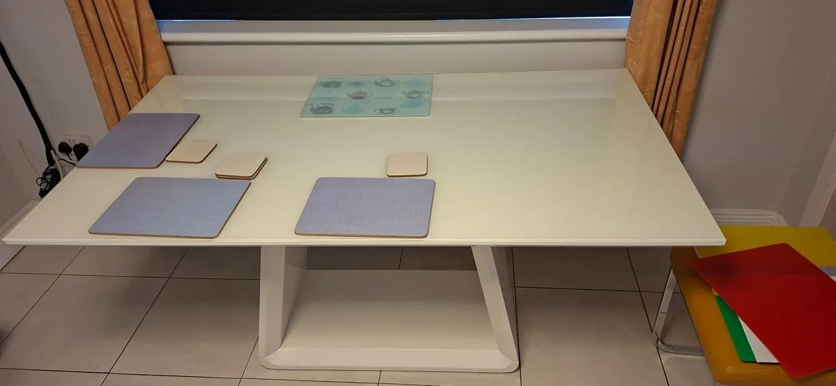 Kitchen Dining table - Image 2
