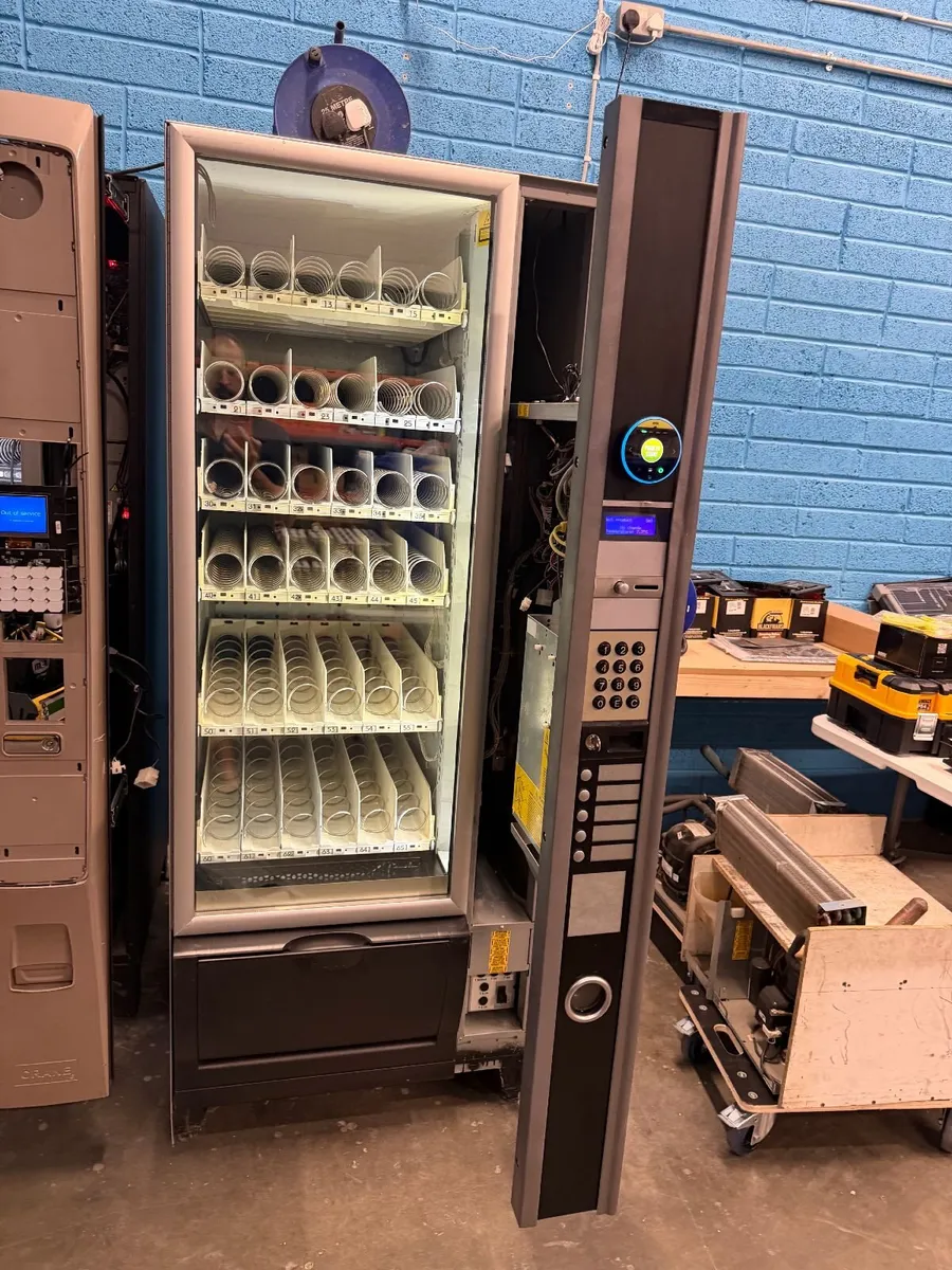 Vending Machine - Image 3