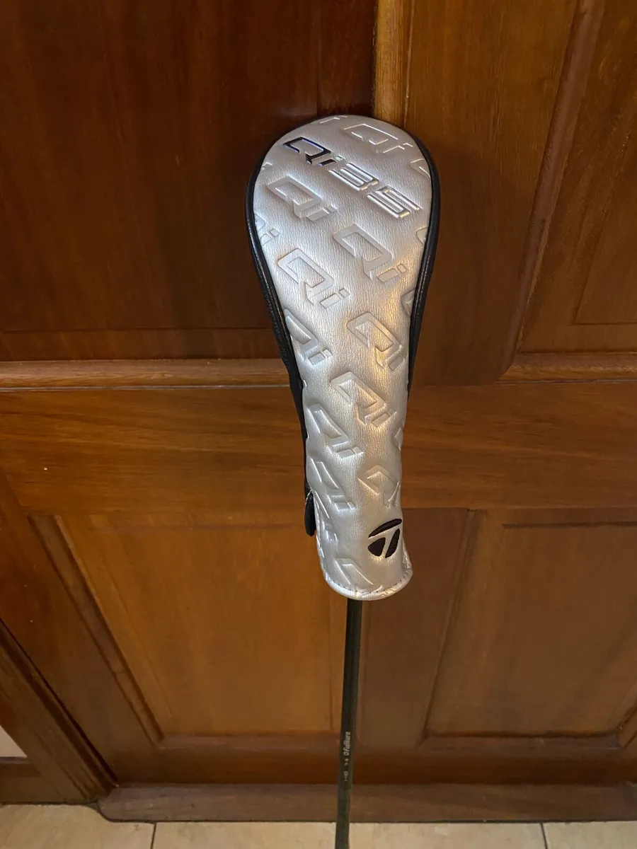 Taylormade Qi 35 3 19 degree Hybrid Stiff Flex - Image 1