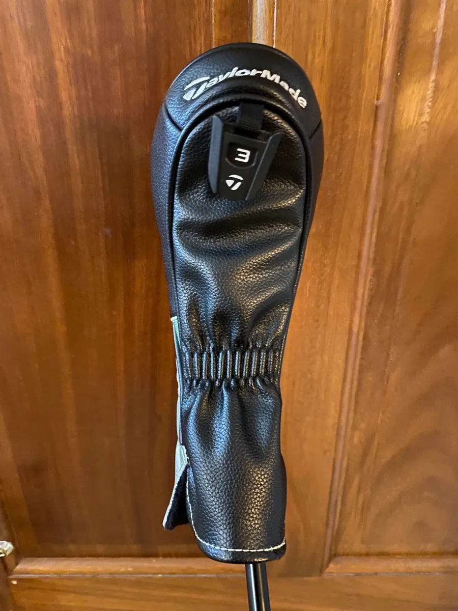 Taylormade Qi 35 3 19 degree Hybrid Stiff Flex - Image 2