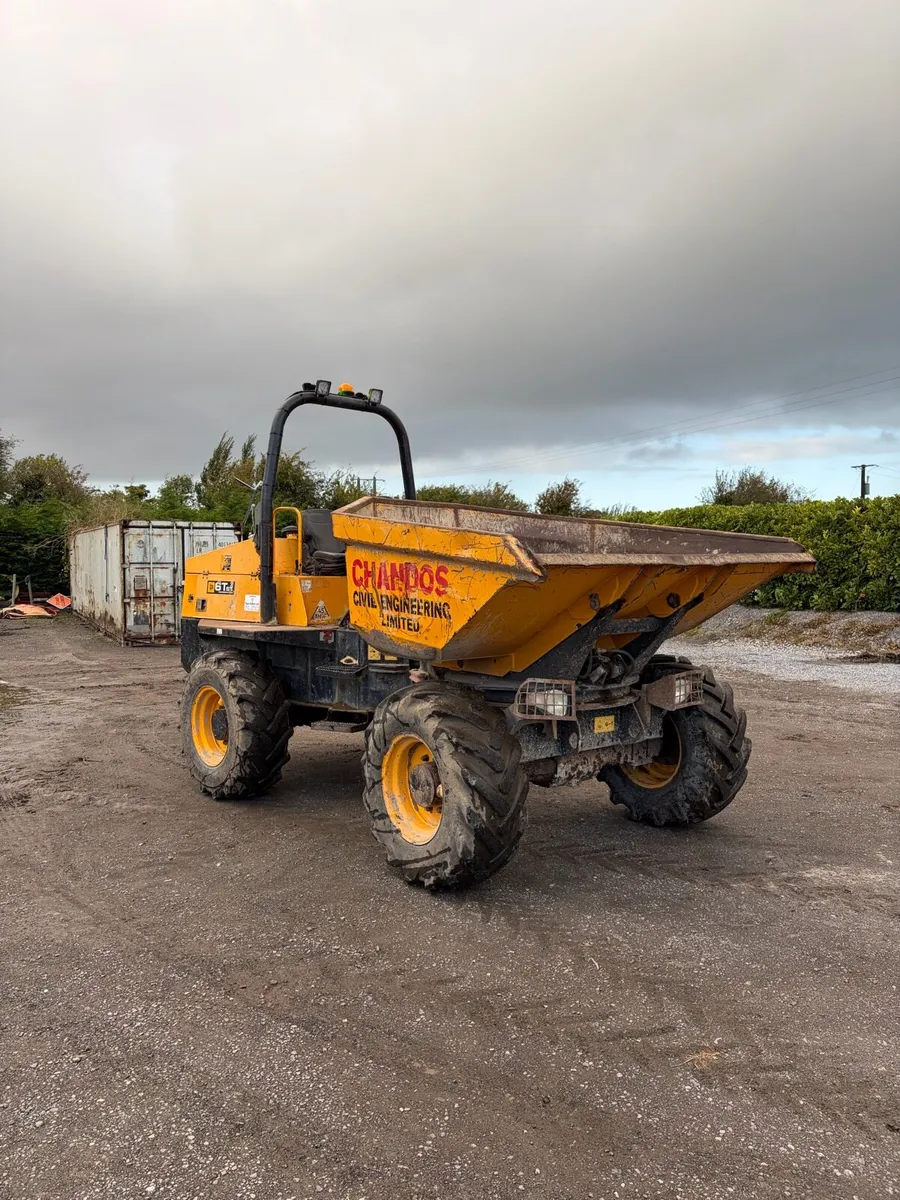 2015 JCB 6tonne swivel dumper - Image 4