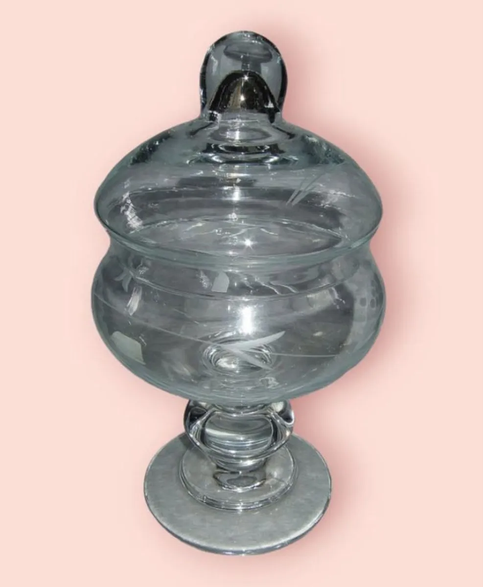 Vintage Duiske Crystal Lidded Pedestal Candy Jar - Image 2
