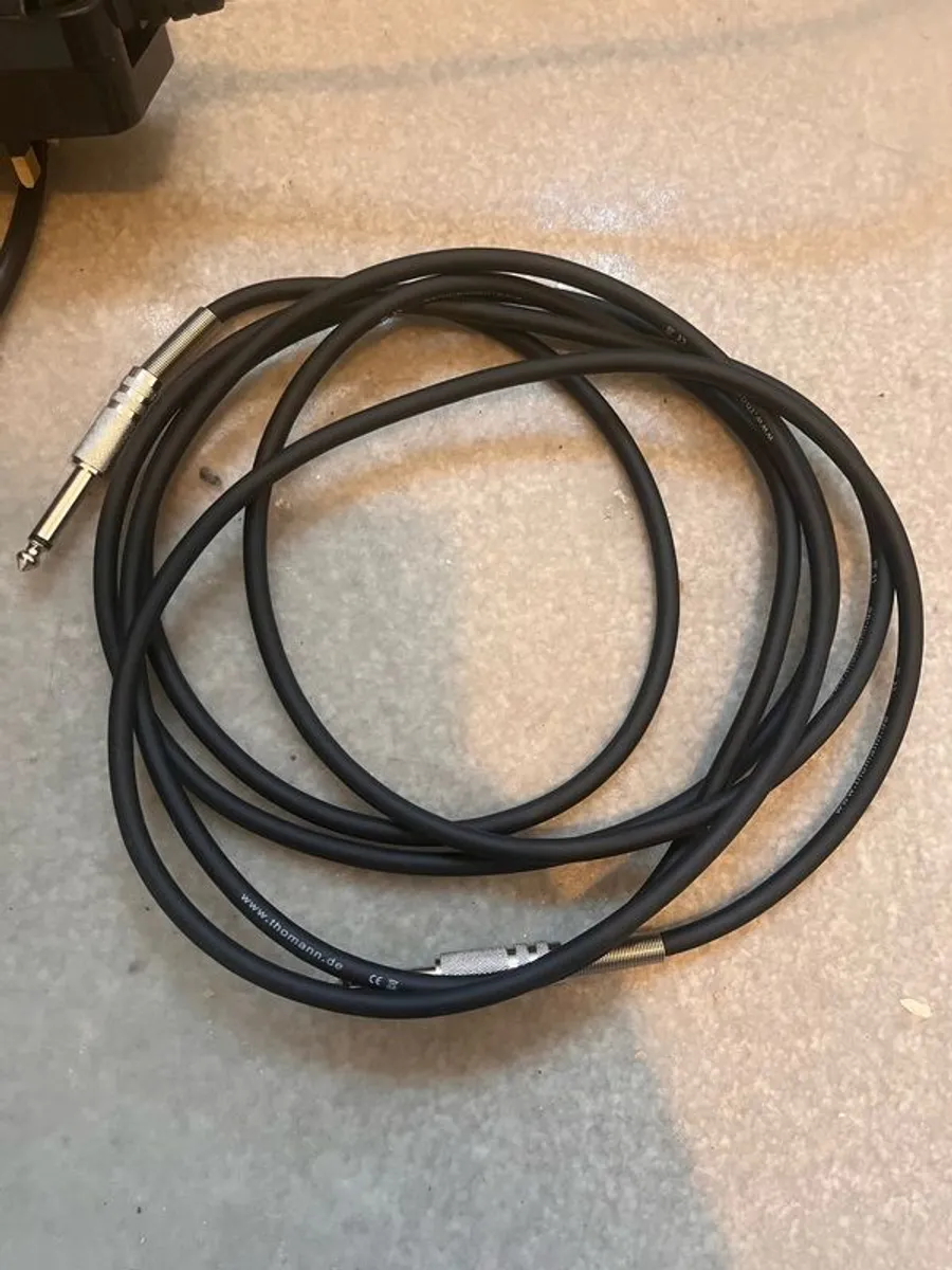 Fender Frontman 10g amp - Image 4