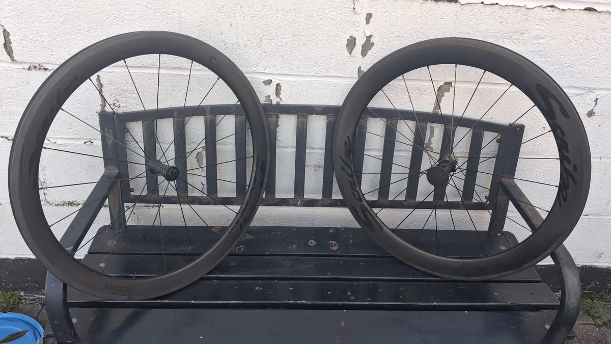 Carbon wheels - Image 1