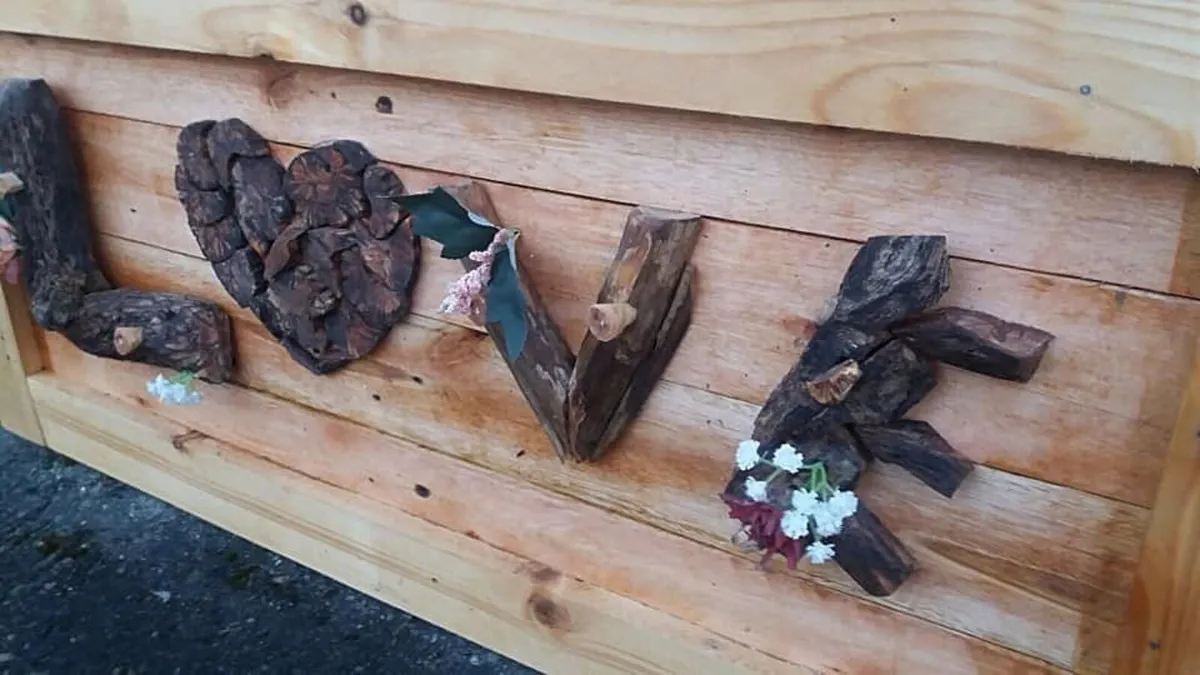 Rustic LOVE Driftwood Art Wall Sign - Image 2