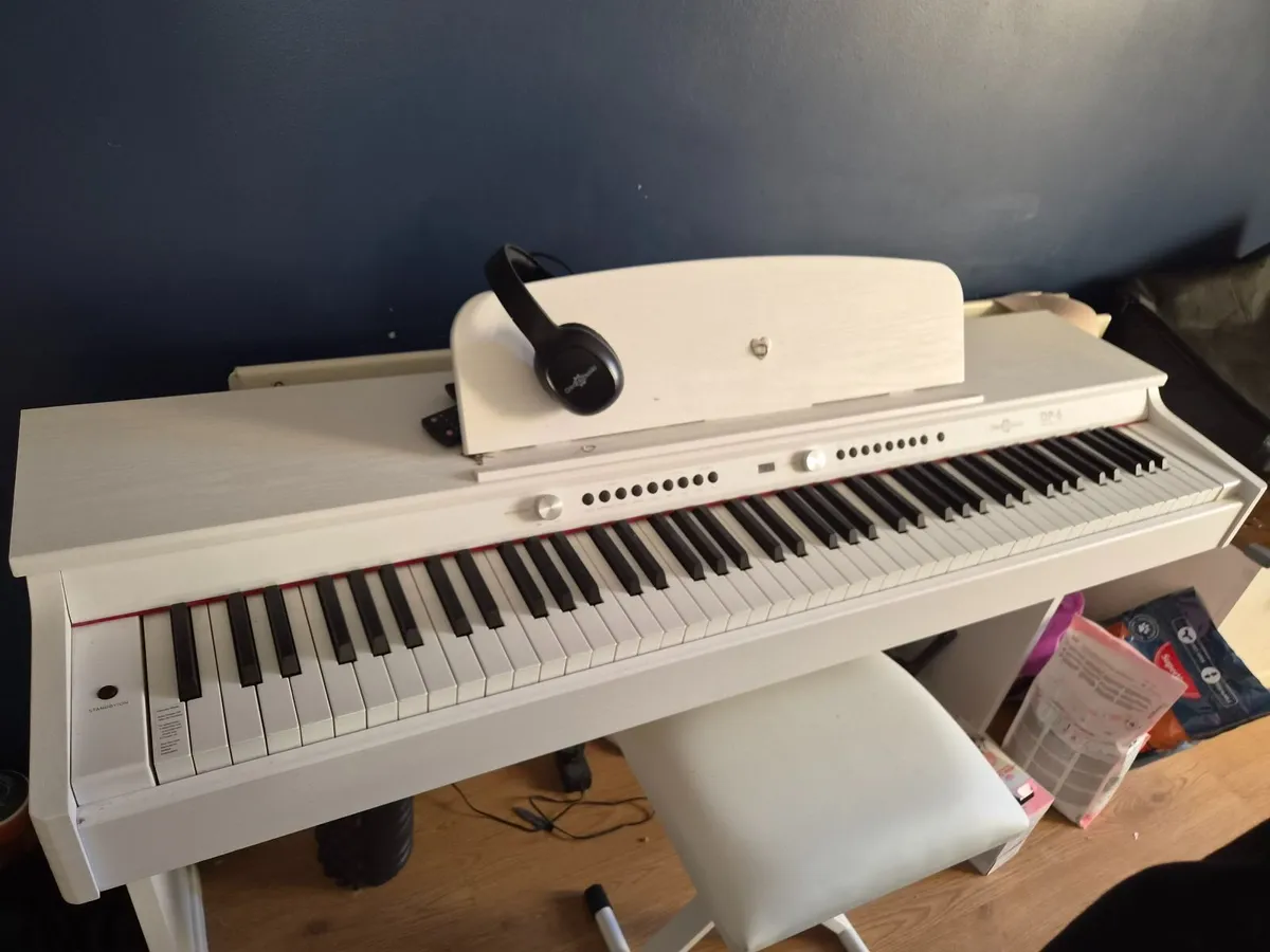 Piano - Image 2