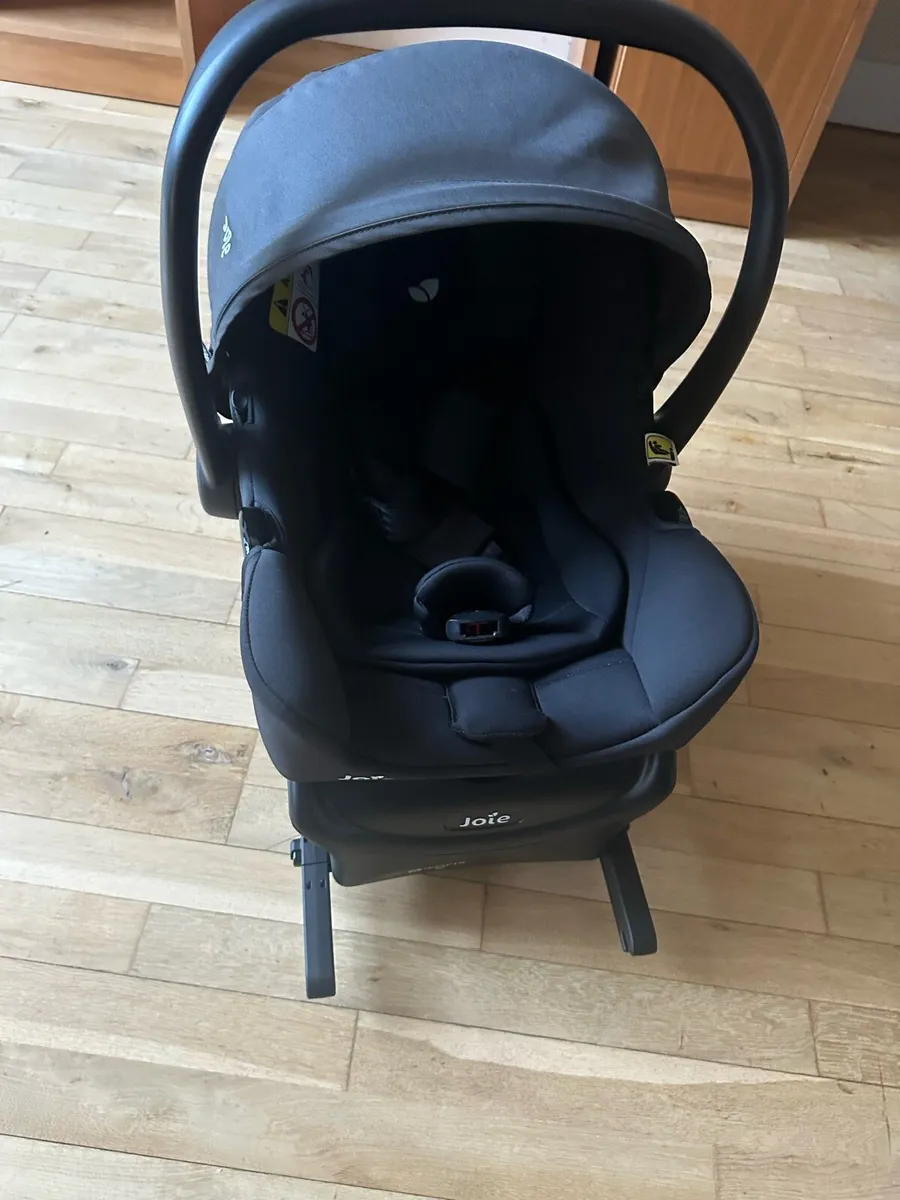 Car seat & iso fix - Image 4