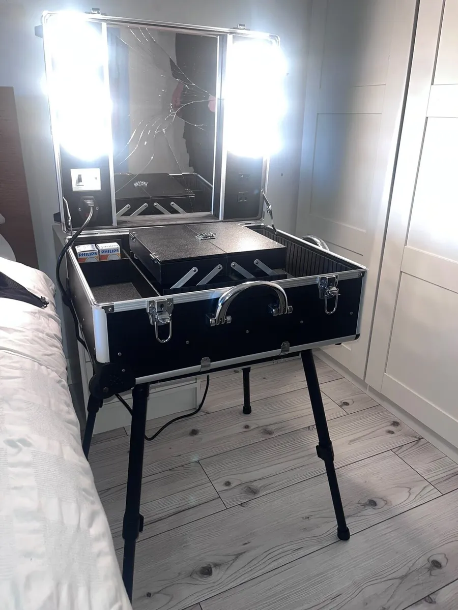 Make up case - Image 1