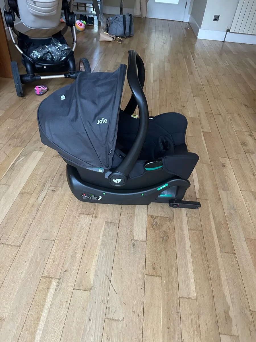 Car seat & iso fix - Image 2