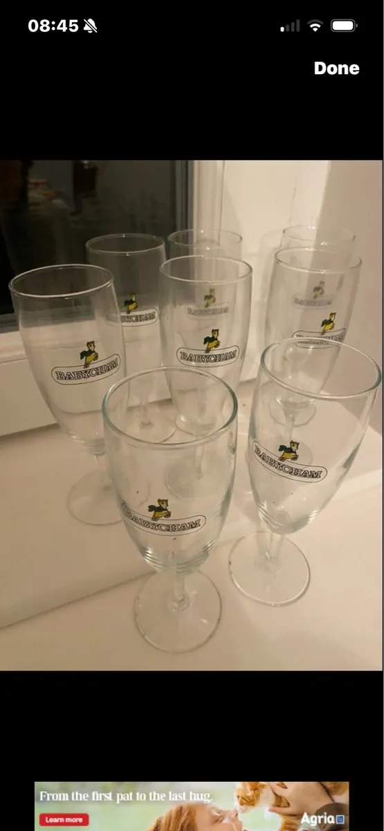 Very Rare Set of 8 Babycham Flutes - Image 1