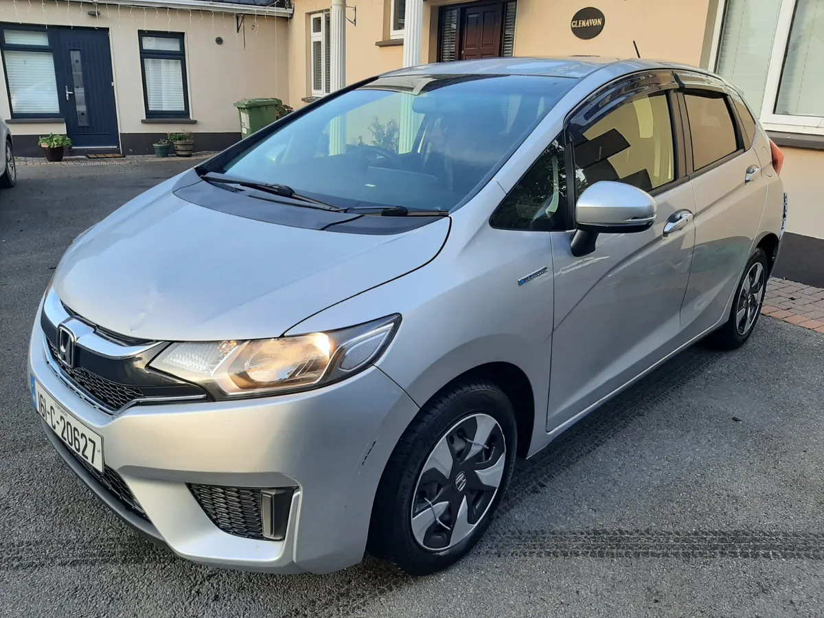HONDA FIT HYBRID AUTOMATIC 2016 - Image 4