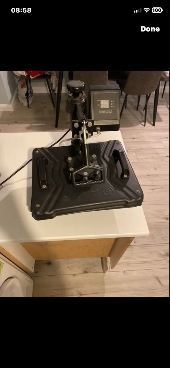 Heat press - Image 1
