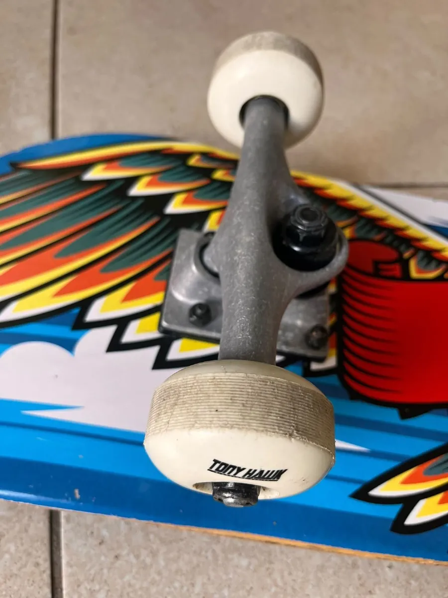Tony Hawk Skateboard - Image 2