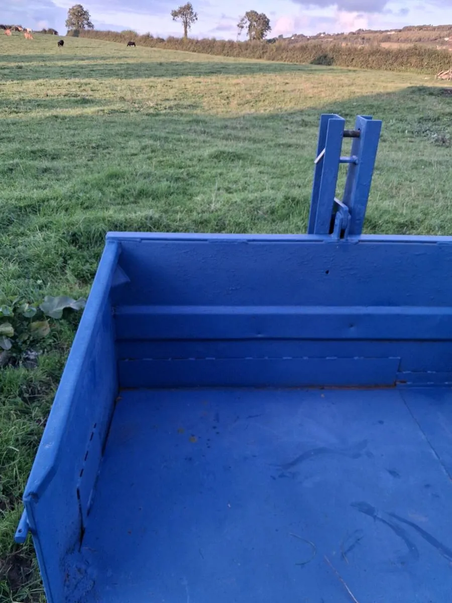 Gibney transport box can deliver - Image 3