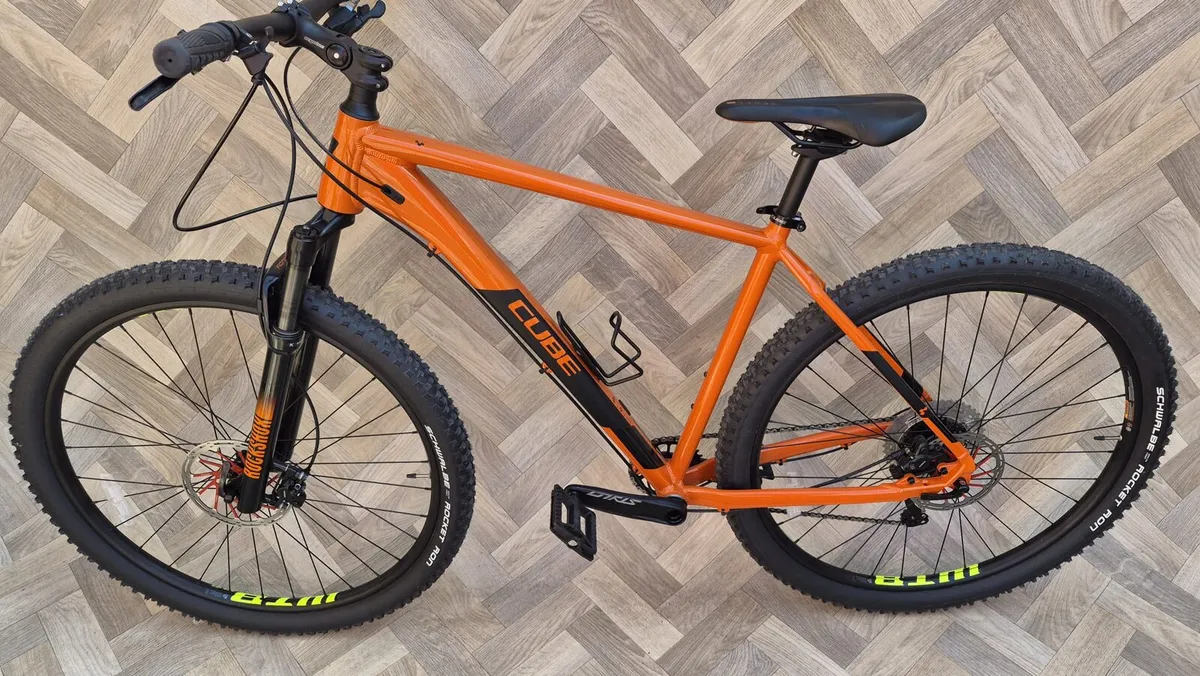 CUBE, SUPER LIGHTWEIGHT - Image 1