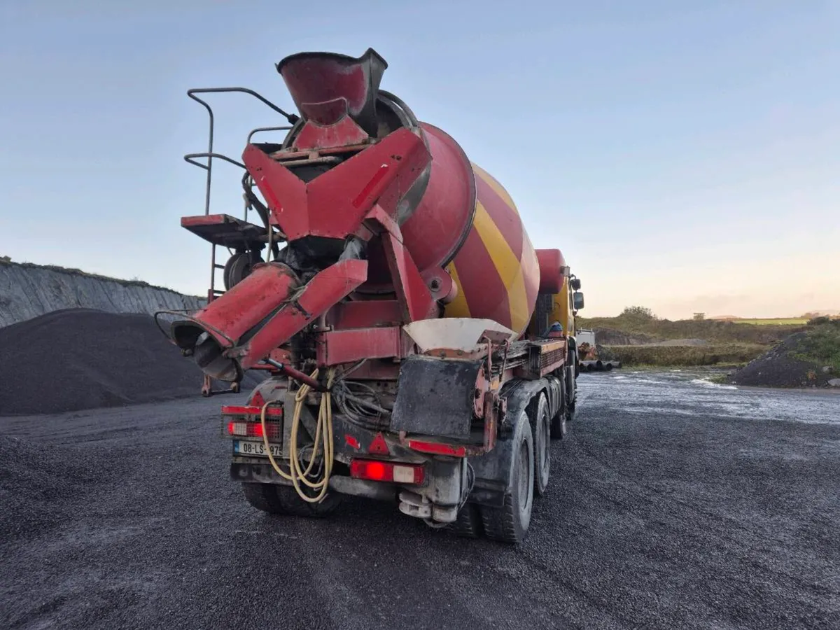 Renault kerax mixer - Image 3