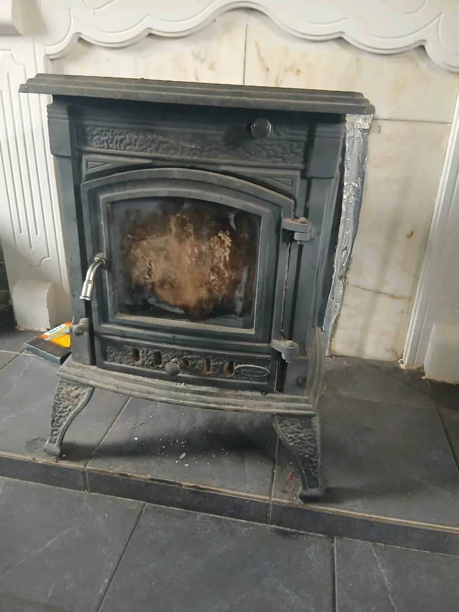 Stove - Image 1