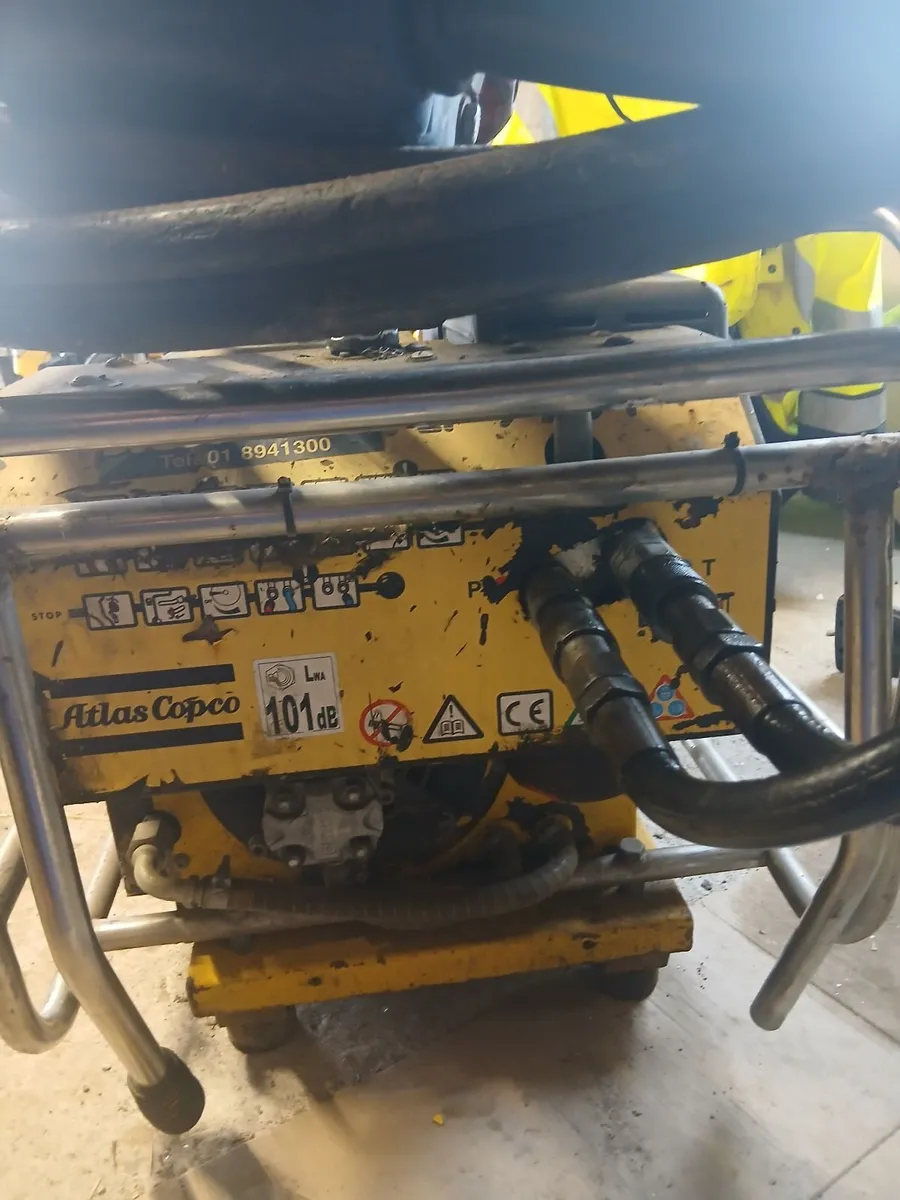 HYDRAULIC PACK WITH HONDA & ATLAS - Image 2