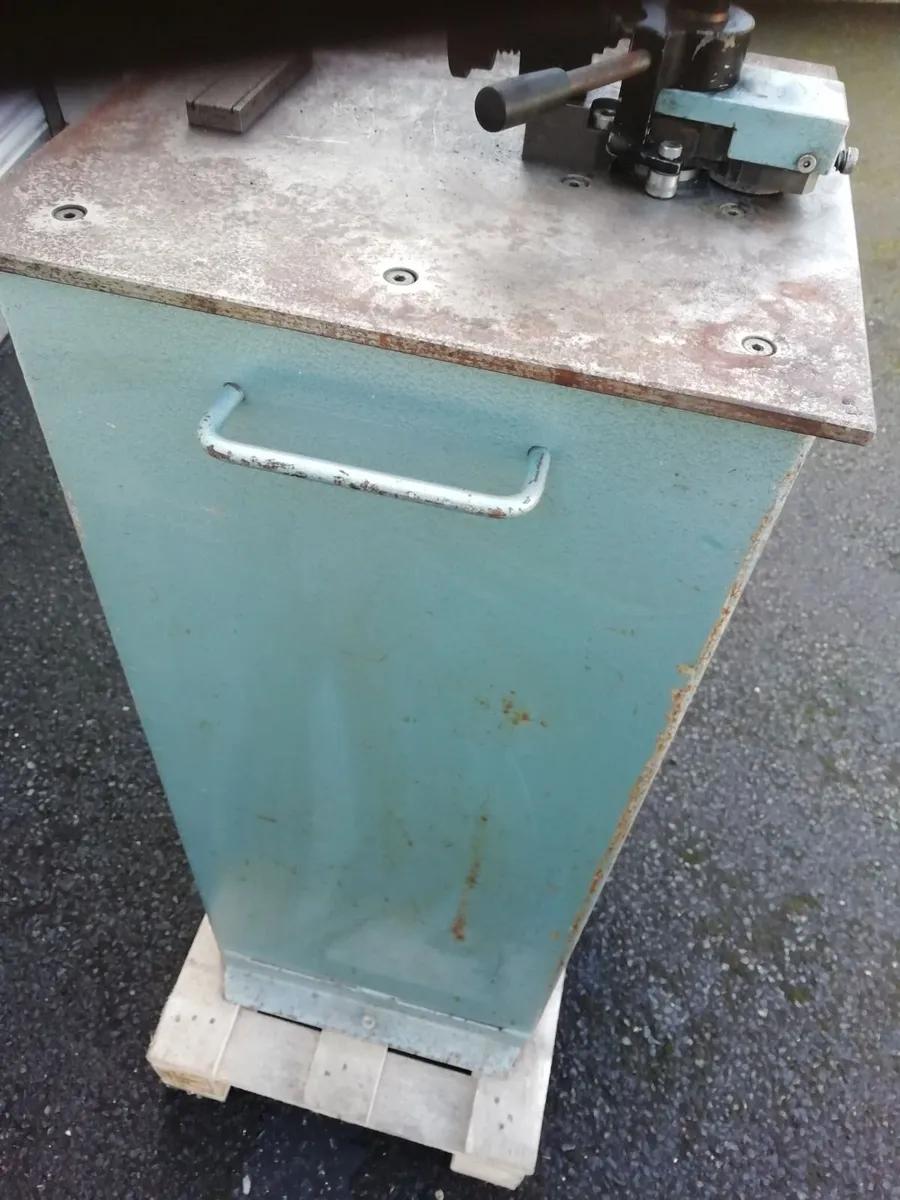 Sheet metal flanger - Image 4